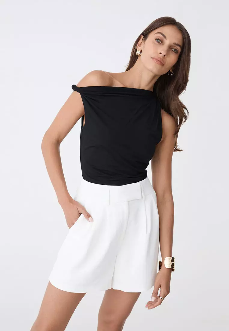 Lexee Pleat Front Short