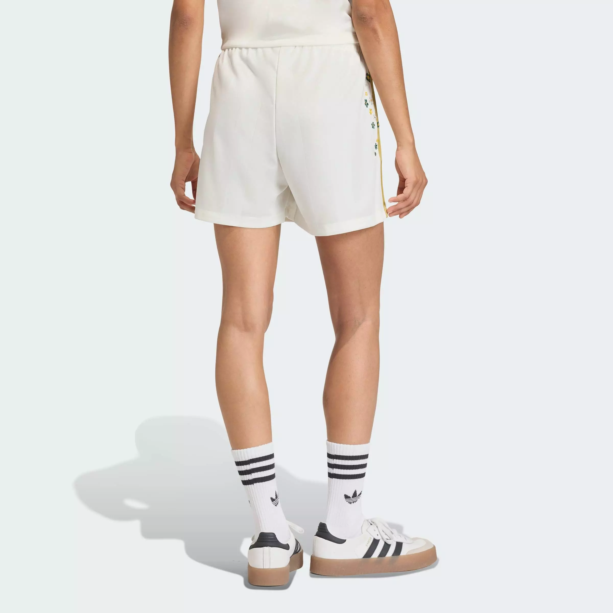 Lifestyle ORIGINALS X LIBERTY LONDON FIREBIRD SHORTS Women White KE3663