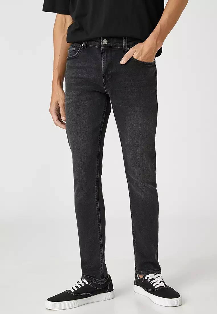 Soft Wear Skinny Jeans with GapFlex