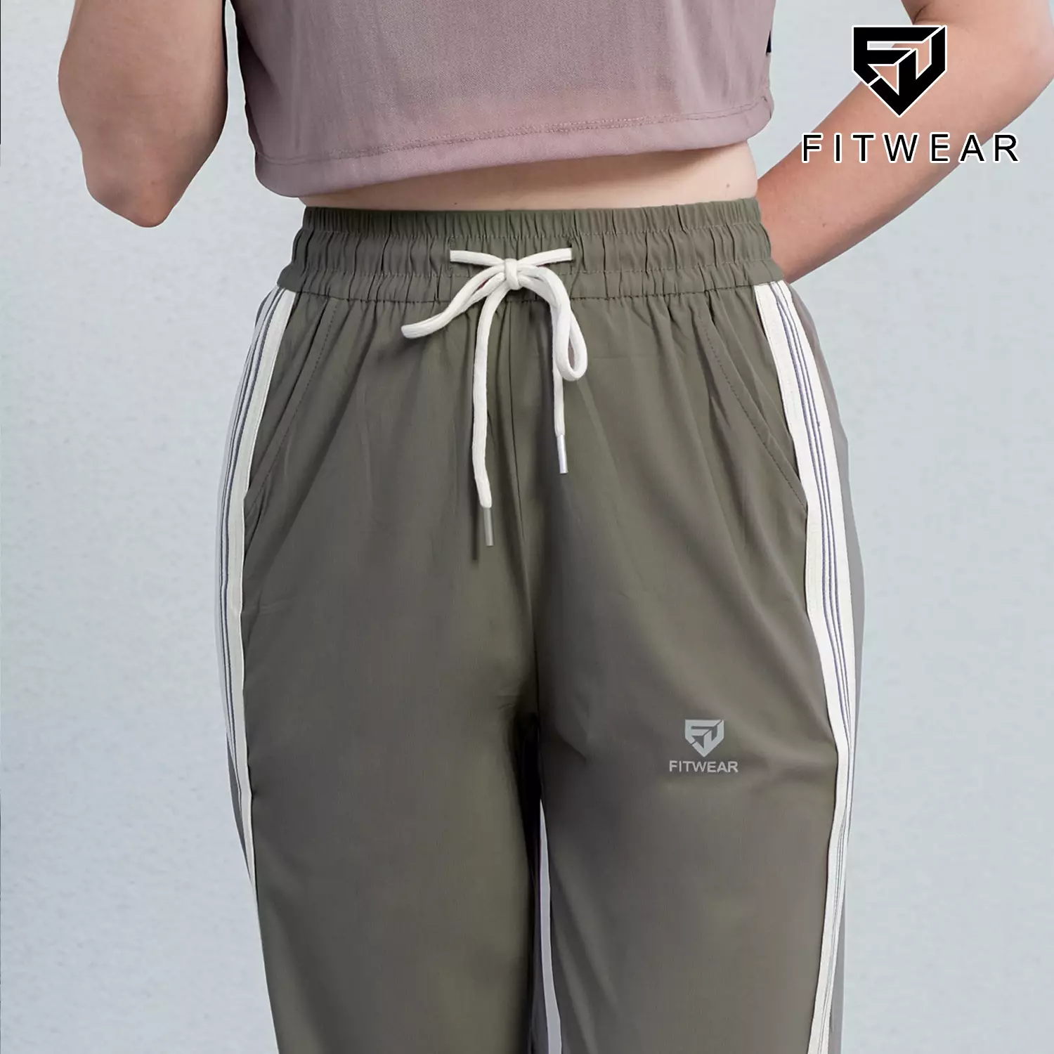 Fitwear Jogger Oversize Olahraga Wanita AMORA WIDE STRIPE - MOSSY SAGE LINE