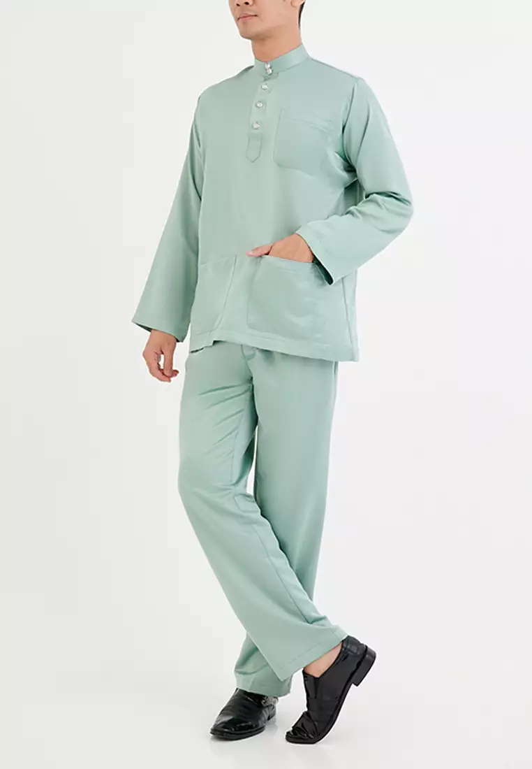 Baju Melayu With Pesak (Classic Fit) 777