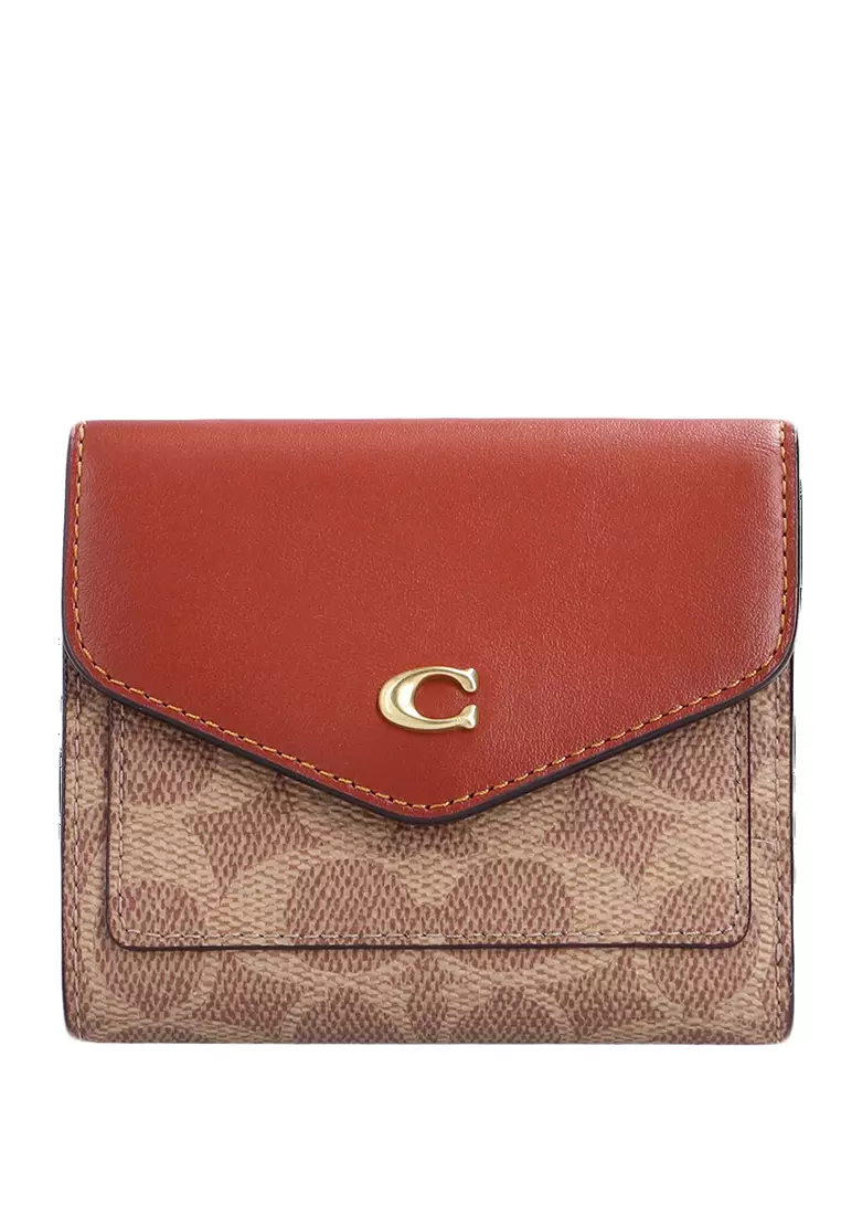 COACH Wyn Small Wallet In Colorblock Signature Canvas - Tan/Rust