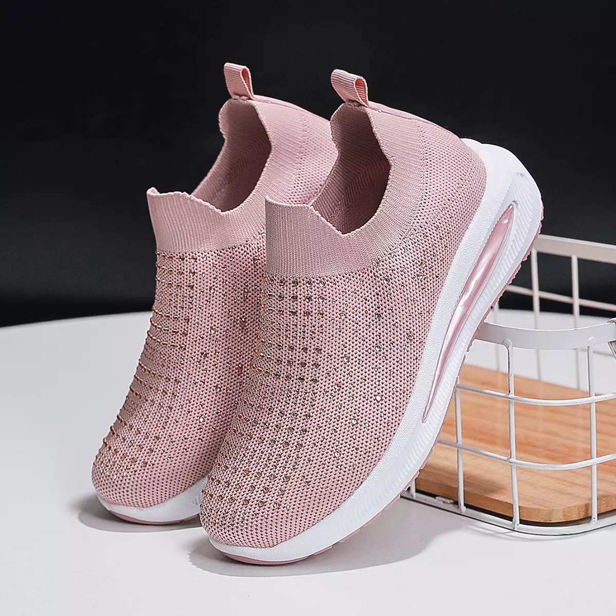 Sepatu Nyaman Anti Pegal – Cocok untuk Kerja, Jalan, atau Kuliah