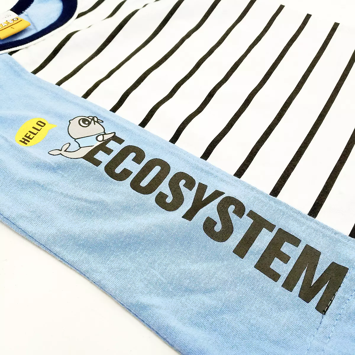 Wakakids Kaos Anak Laki Laki Baju Atasan Singlet Motif Hello Ecosystem Stripe SKATS Coklat Muda
