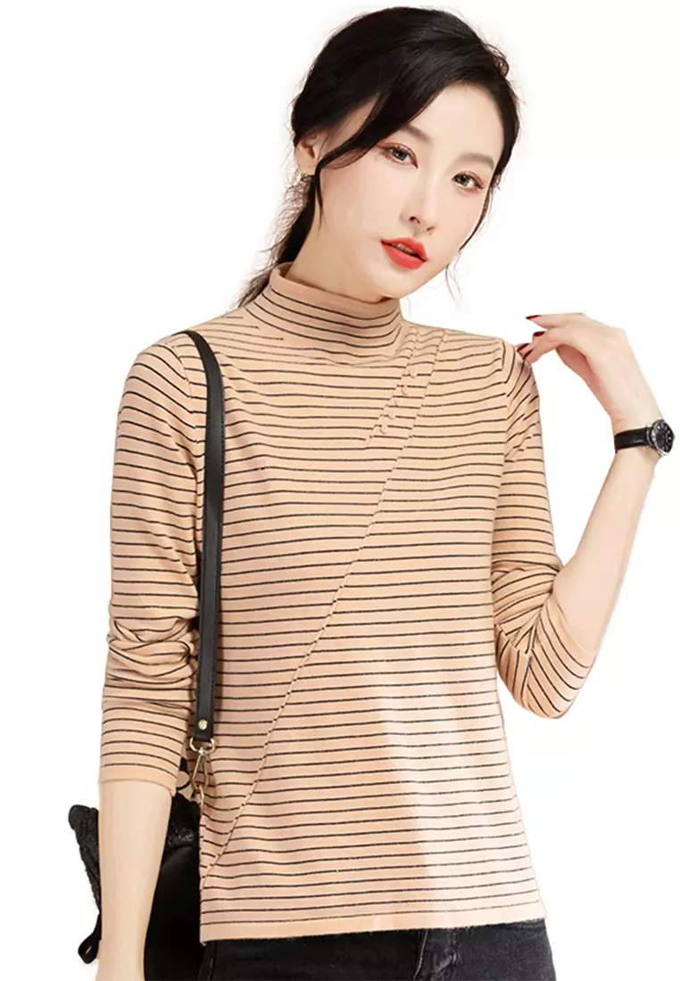 Girls in deals turtlenecks