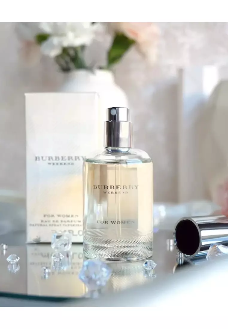 BURBERRY - Weekend For Women Eau De Parfum 50ml