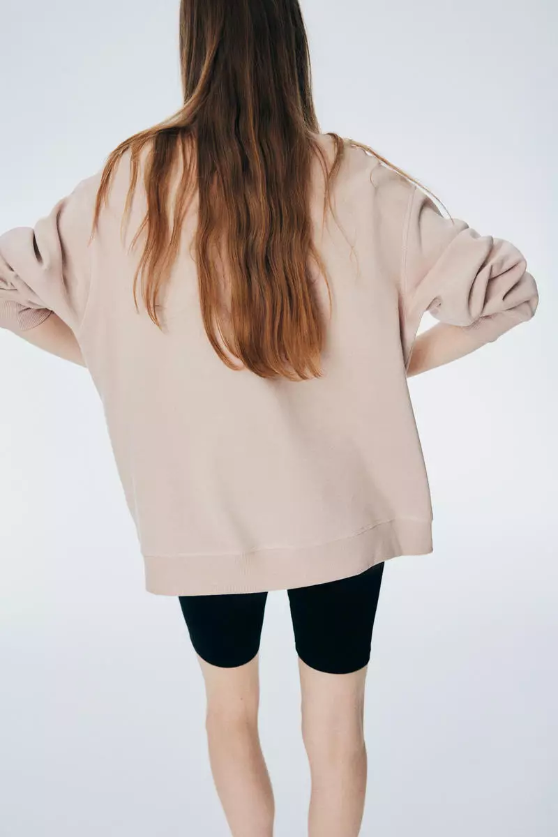 Oversized sweatshirt