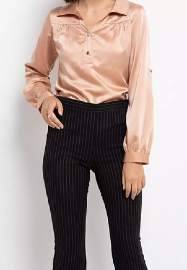 Sophistix Helga Lounge Top in Beige