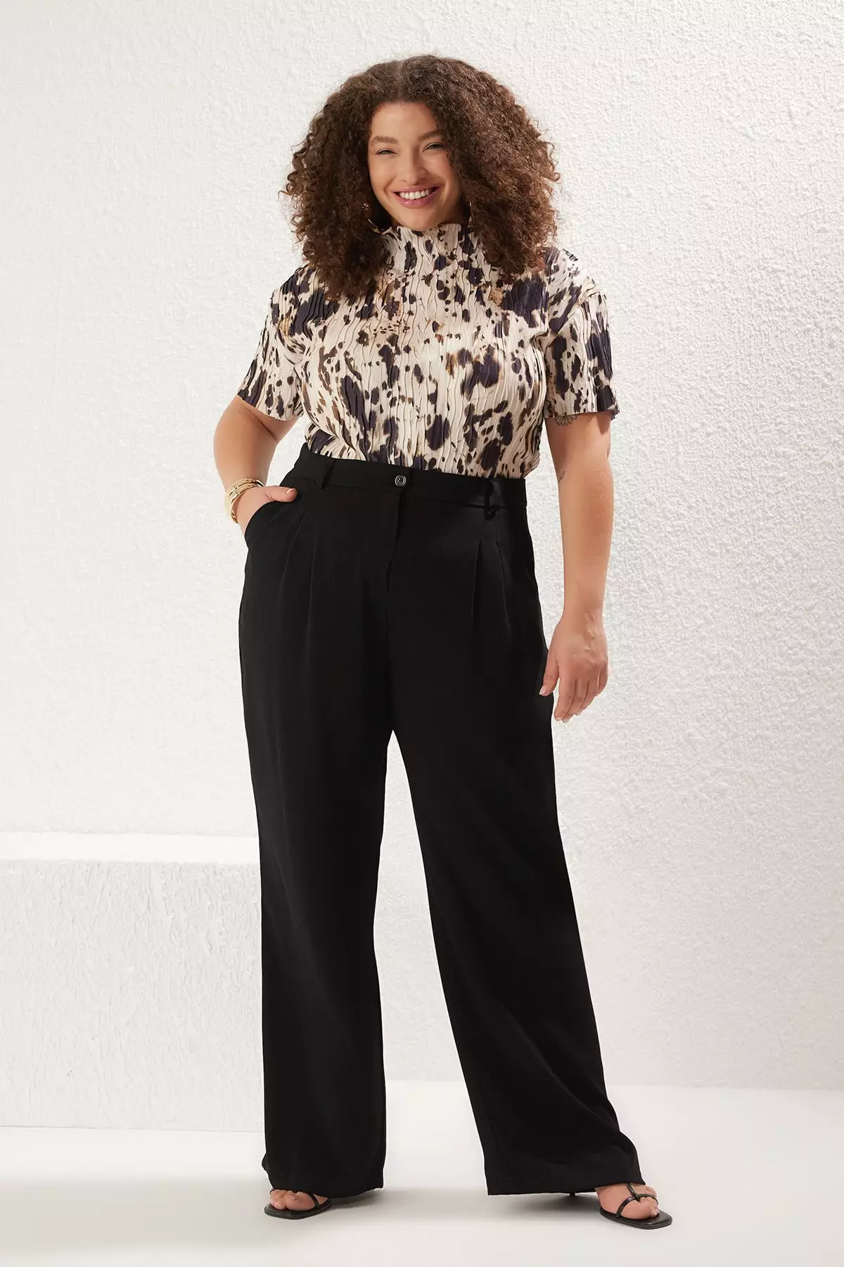 High Waist Wide Leg Pleated Trousers