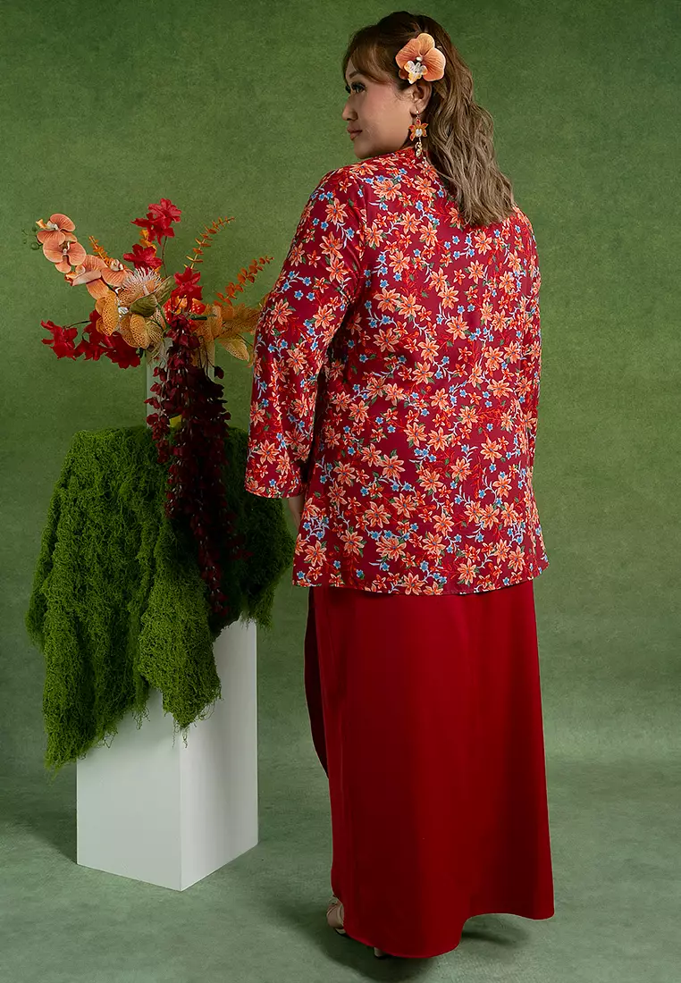 Naqiyah 加大碼 Kebaya 套裝