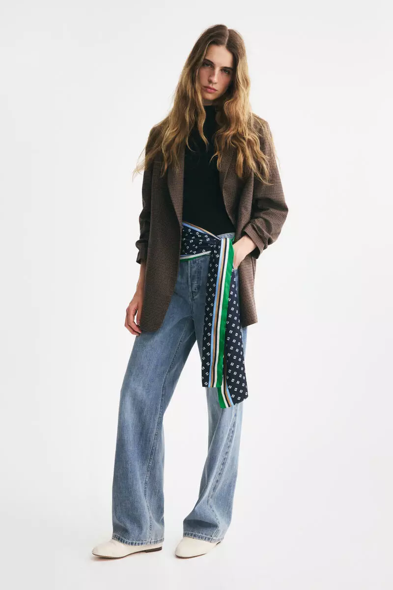 Gathered-sleeve blazer