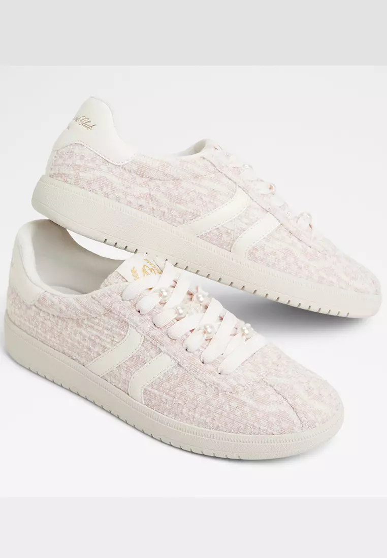 Chicsneaker Low-Top Sneakers