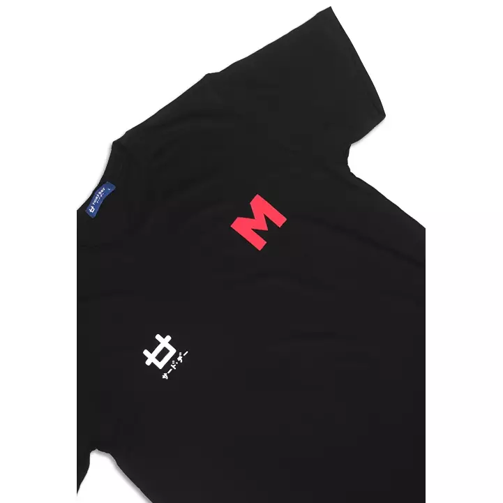 MTE34F dakir logo x m blk T-shirt Hitam