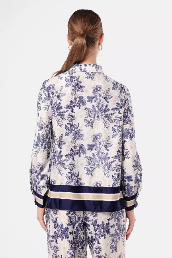 MINIMAL - Jocelyn - Blouse Motif Bunga - Blue Colour Blue