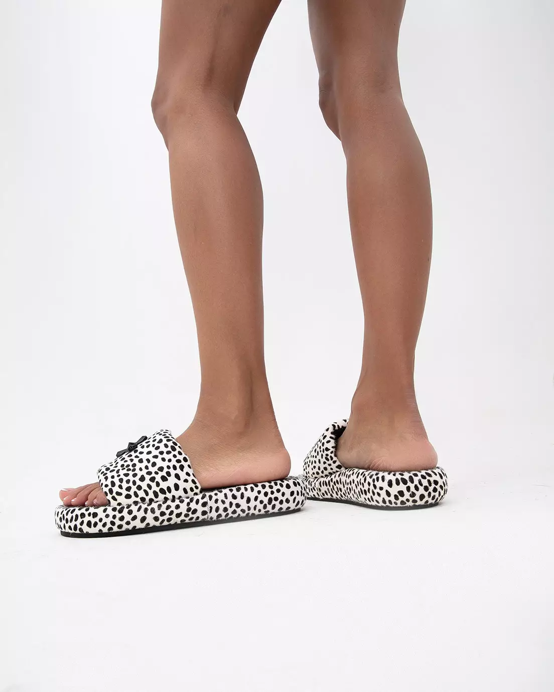 Pantolets