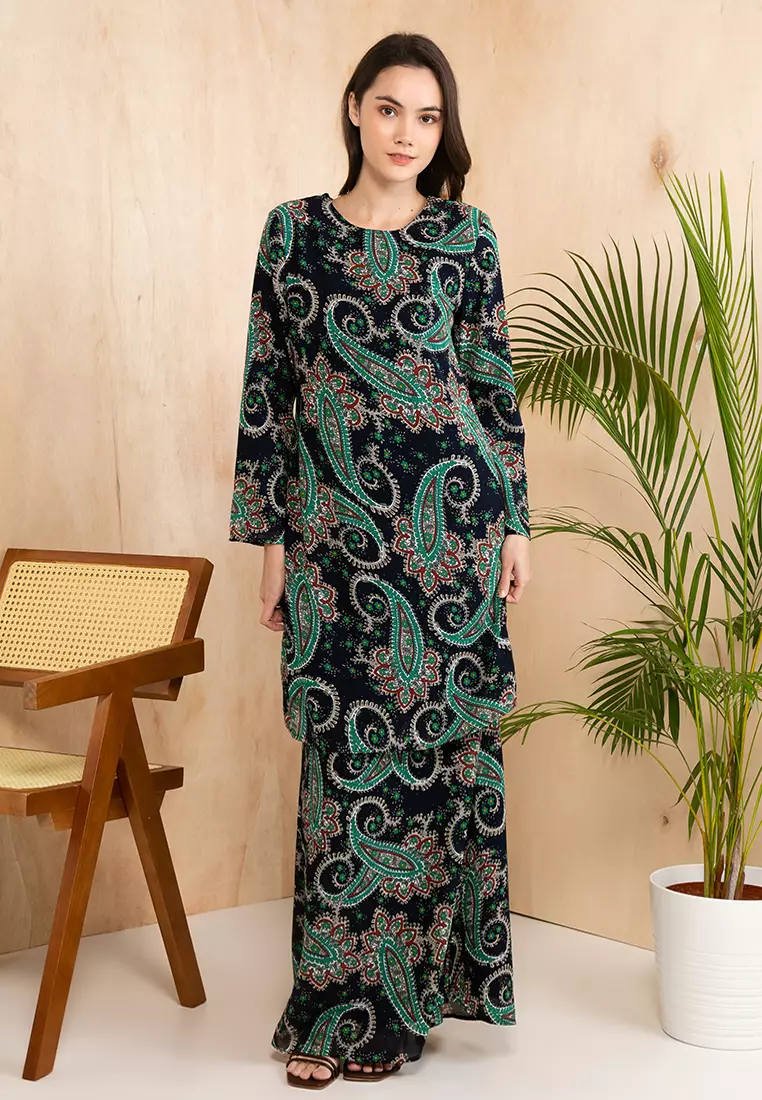 Paisley Batik Prints Baju Kurung Moden Chiffon in Dark Blue