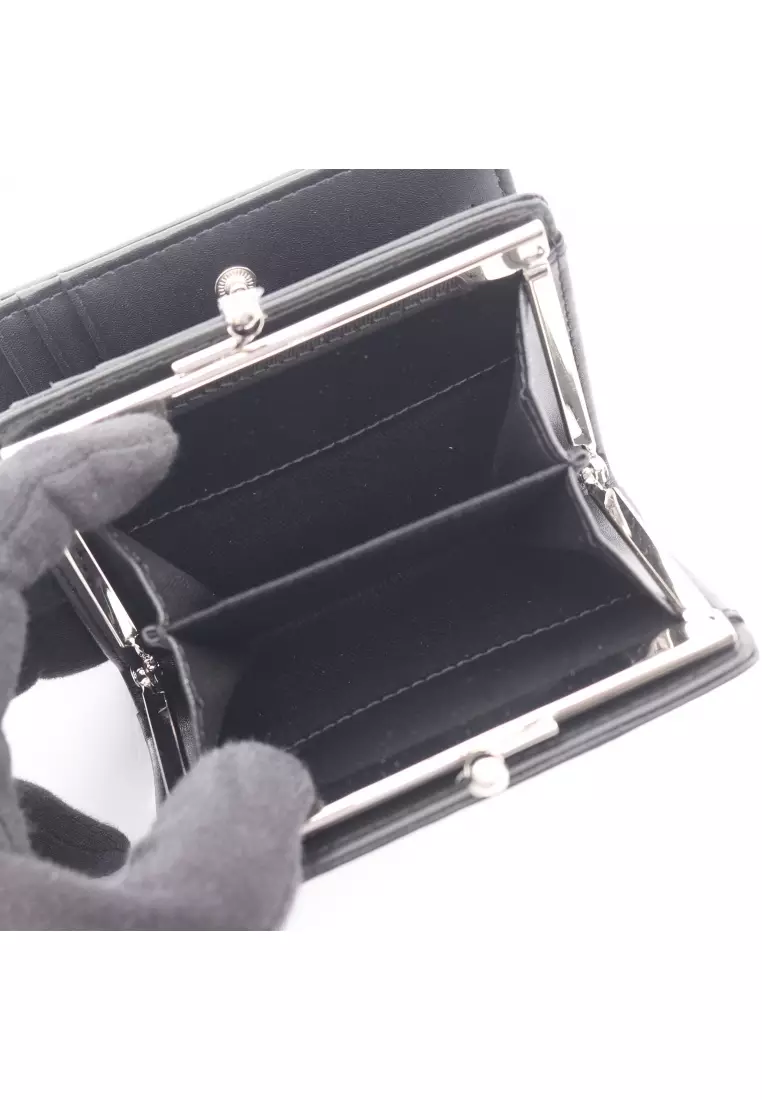 Pre-Loved Vivienne Westwood ANNIE WALLET WITH COIN POCKET clasp Bi-fold wallet Fake leather black