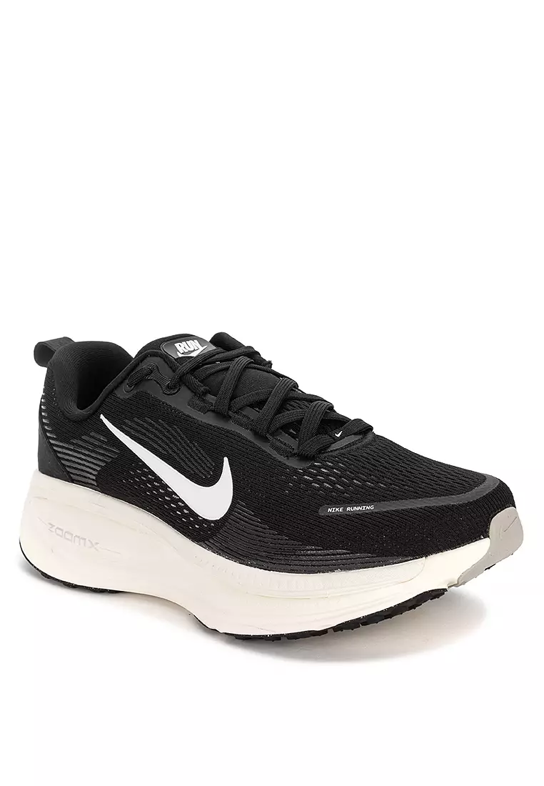 Vomero 18 Road Running Shoes (Wide)