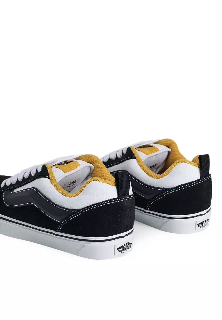 Knu Skool Sneakers