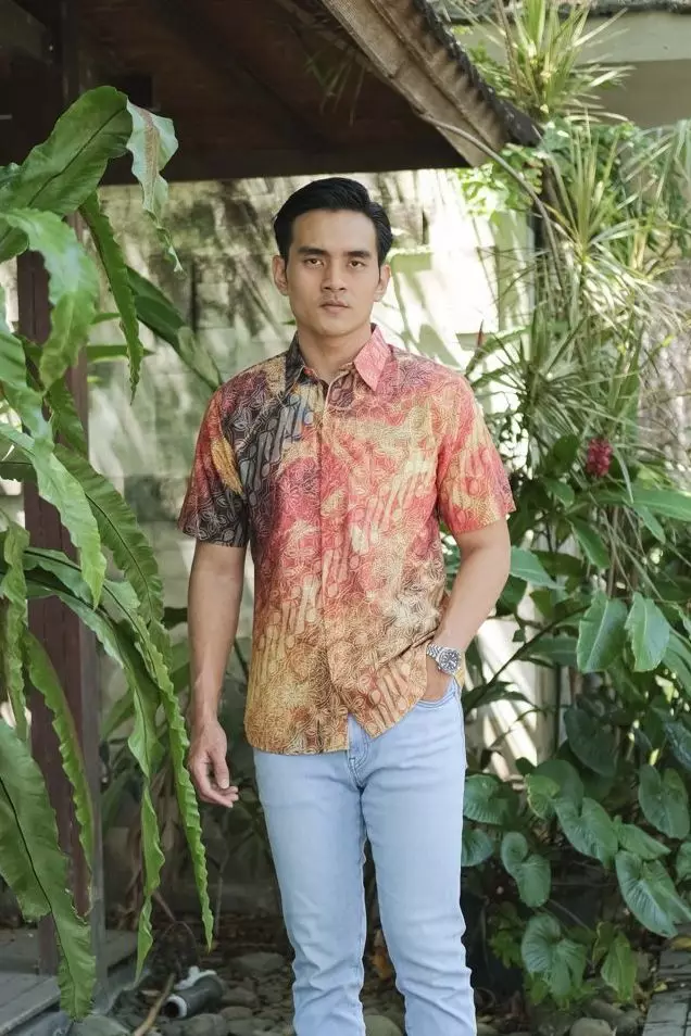 Asoka Orange Kemeja Pria  Pendek Slim Digital Print