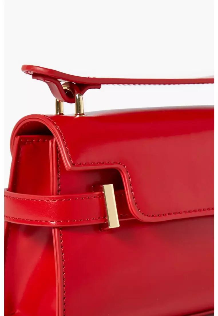 Red crossbody outlet bag forever 21