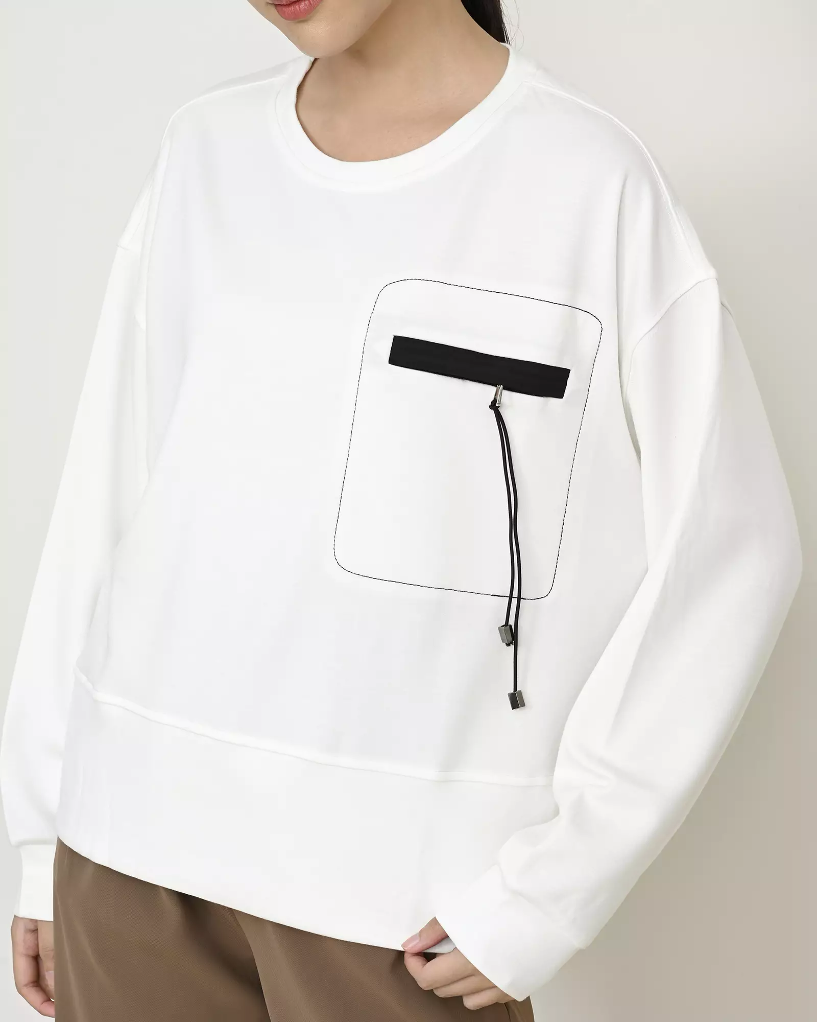 Geulis.id REIKA TOP - White