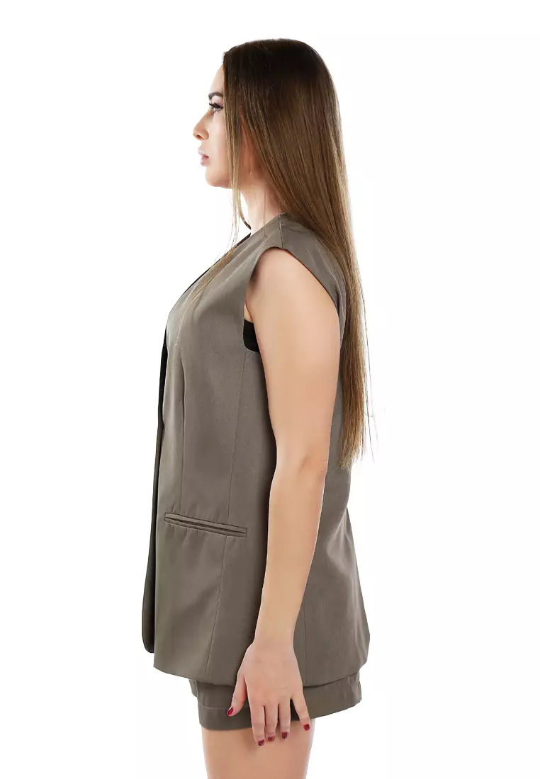 Setelan Rompi Panjang & Celana Pendek Lipit Warna Taupe