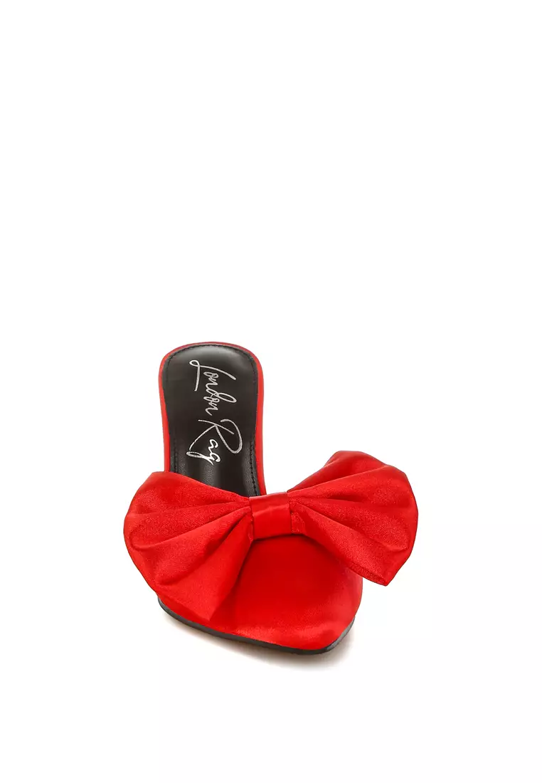 Sepatu Stiletto Berdetail Pita Warna Merah