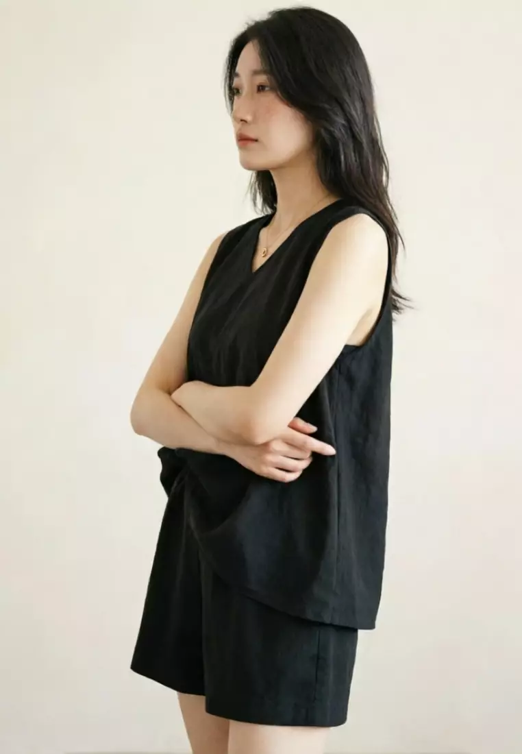 Korean-style Relaxed Linen Tank Top & Shorts Set CA26041054BK