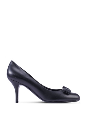 zalora pumps
