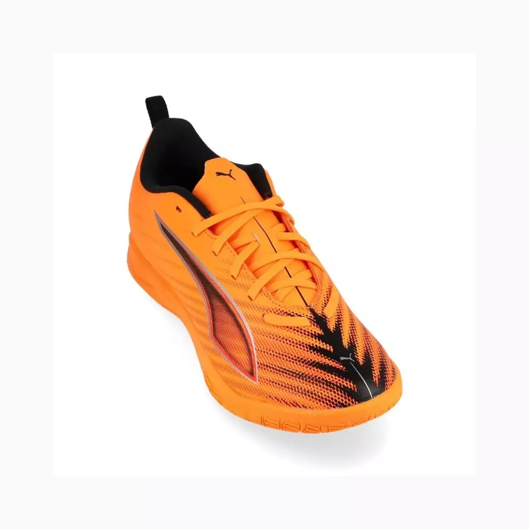 PUMA Ultra 6 Play It Jr 10853803 - Sepatu Futsal Anak (Oranye)