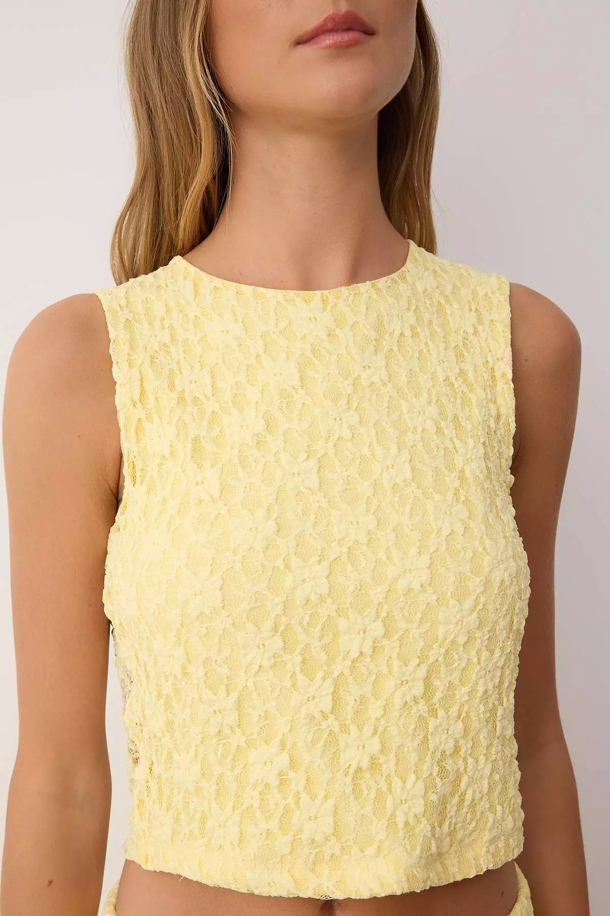 Yellow Fitted Bodycon Lace Knitted Blouse