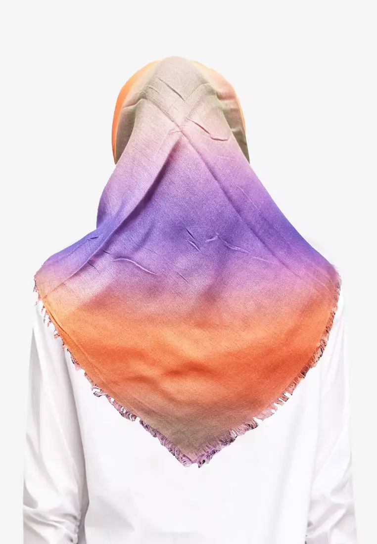 Rainbow Square Scarf Hijab Segi Empat Gradasi Pelangi Orange & Purple