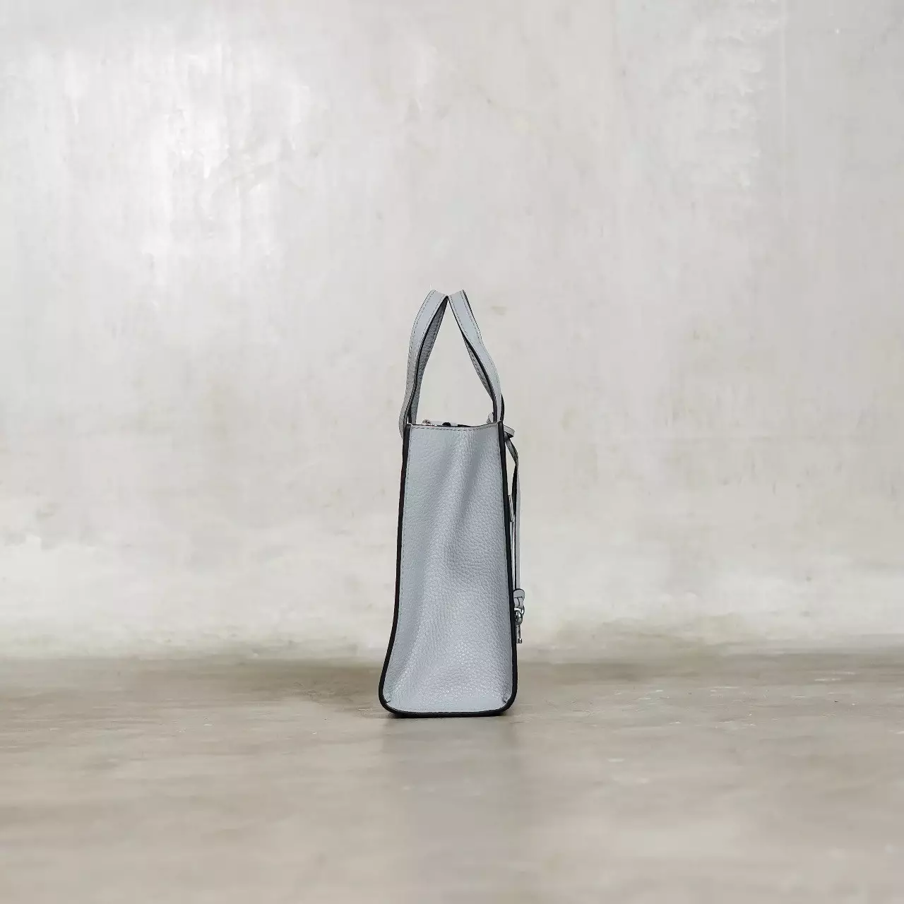 Tas MARC JACOBS X BUGS BUNNY LOCK GREY TOTE BAG 100% ORIGINAL