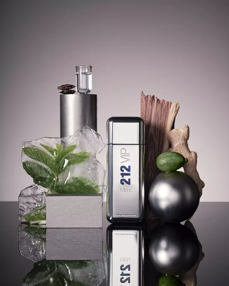 Carolina 212 vip men best sale
