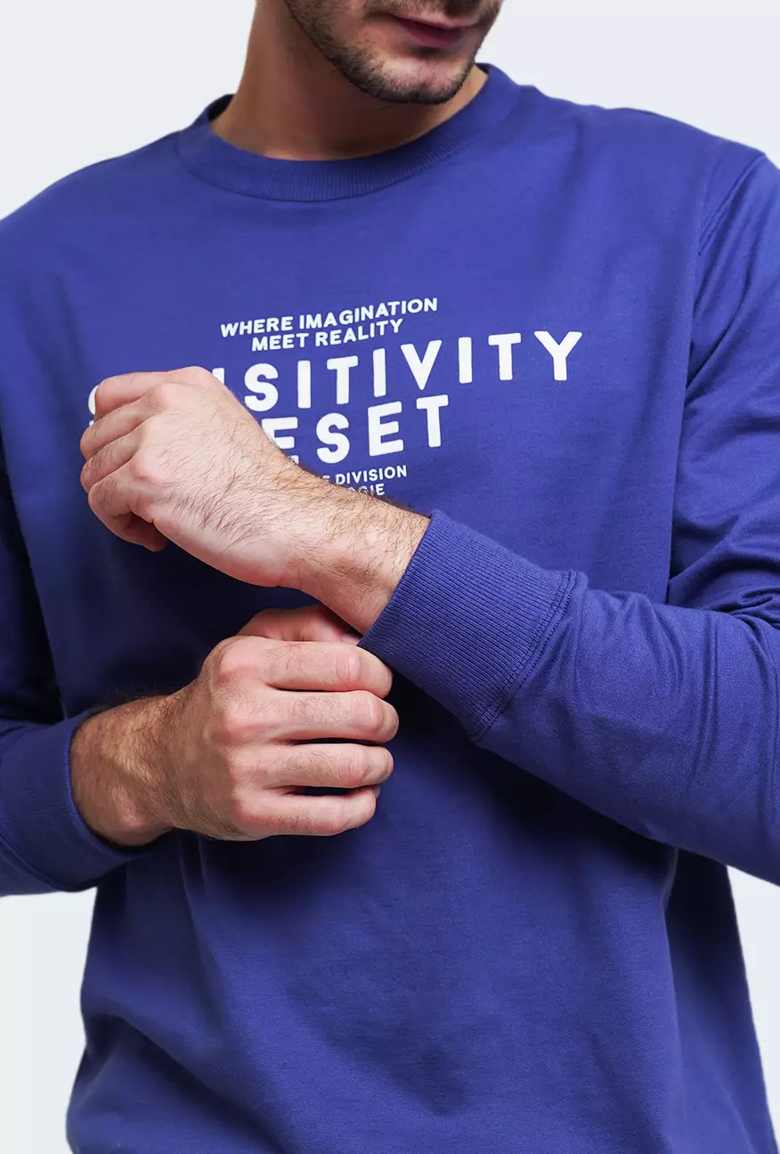 Sweater Pria Snooby Mazarine