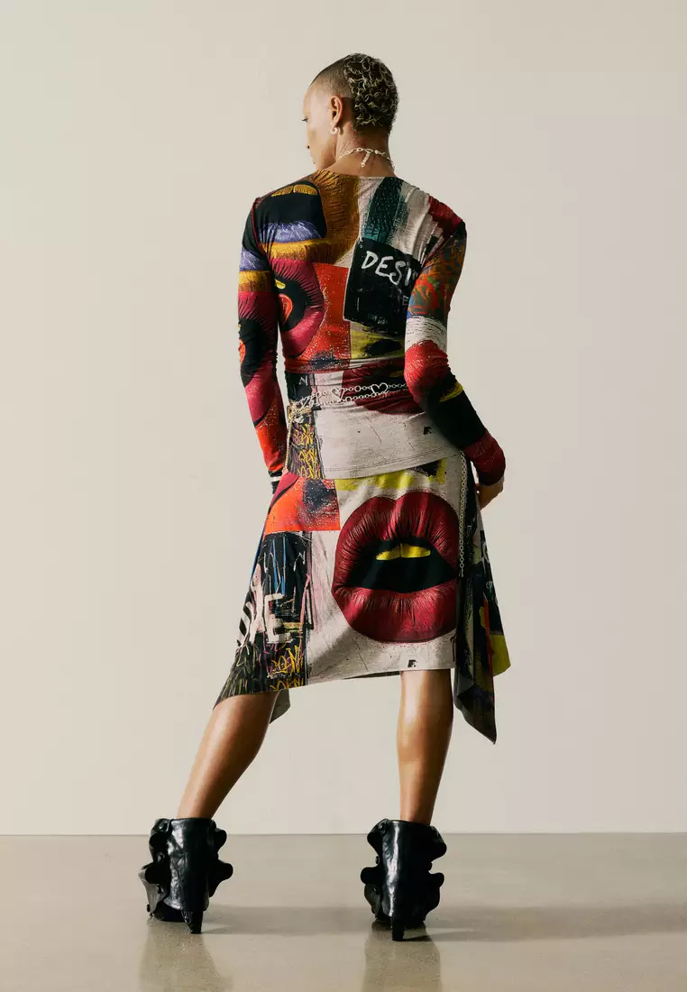 PRINTED DRESS WITH LIPS