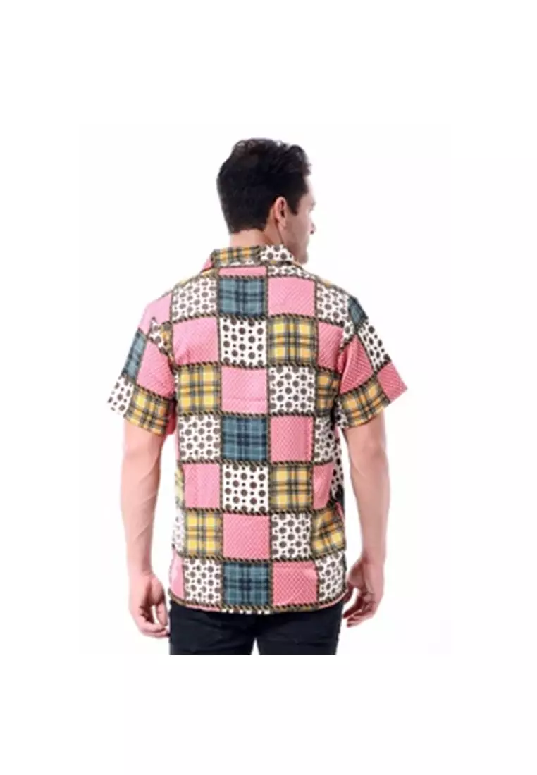 Leopold Kemeja Lengan Pendek Pria Casual Shirt Motif Abstrak Material Cotton ORIGINAL - Pink