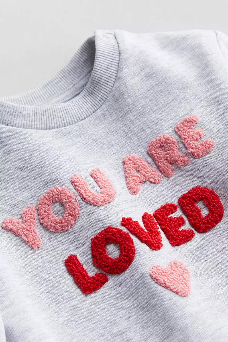 Love sweatshirt h&m 2025
