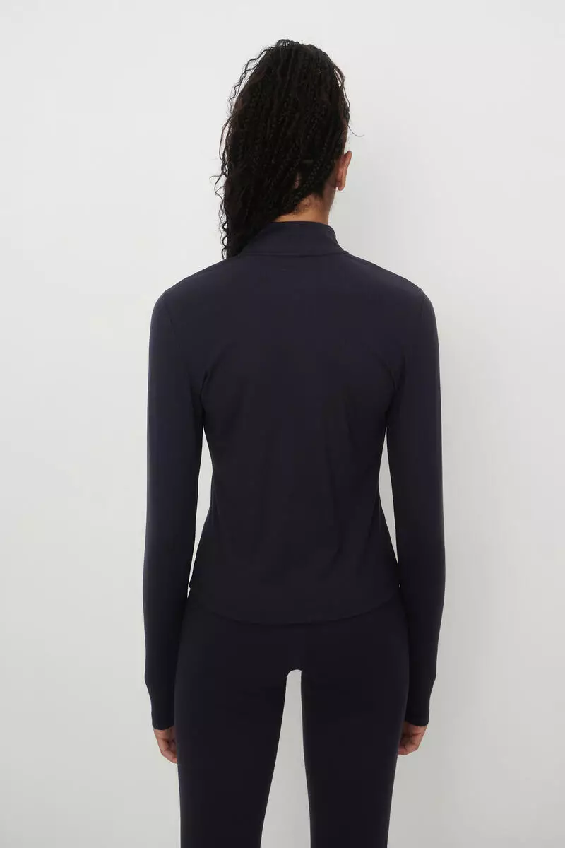 Zip-through sports jacket with SoftMove™
