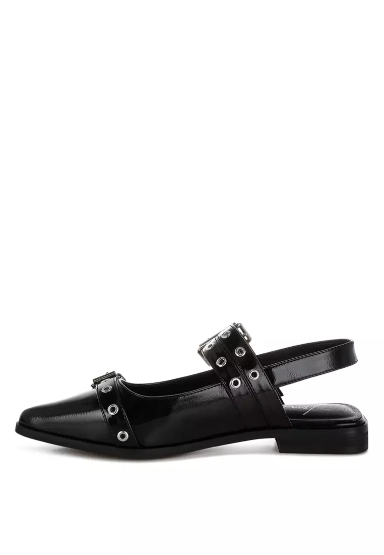 Sepatu Flat Berdetail Lubang Tali & Gesper Warna Hitam