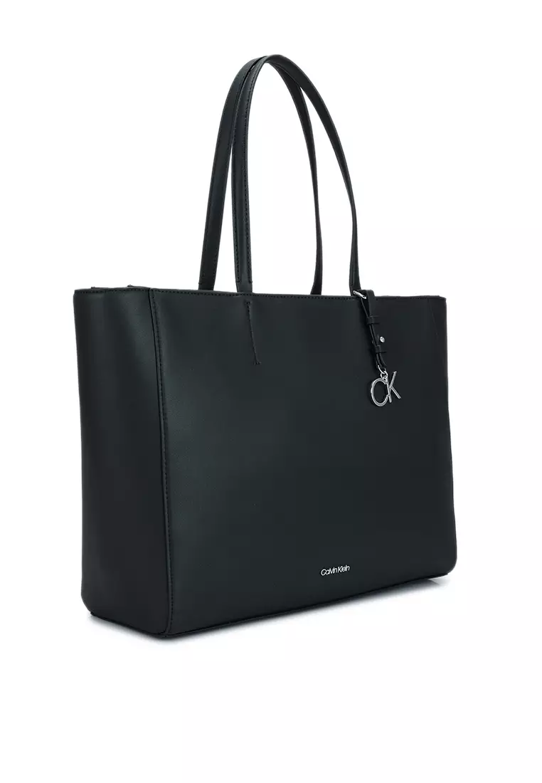 Calvin klein hot sale shopper bag