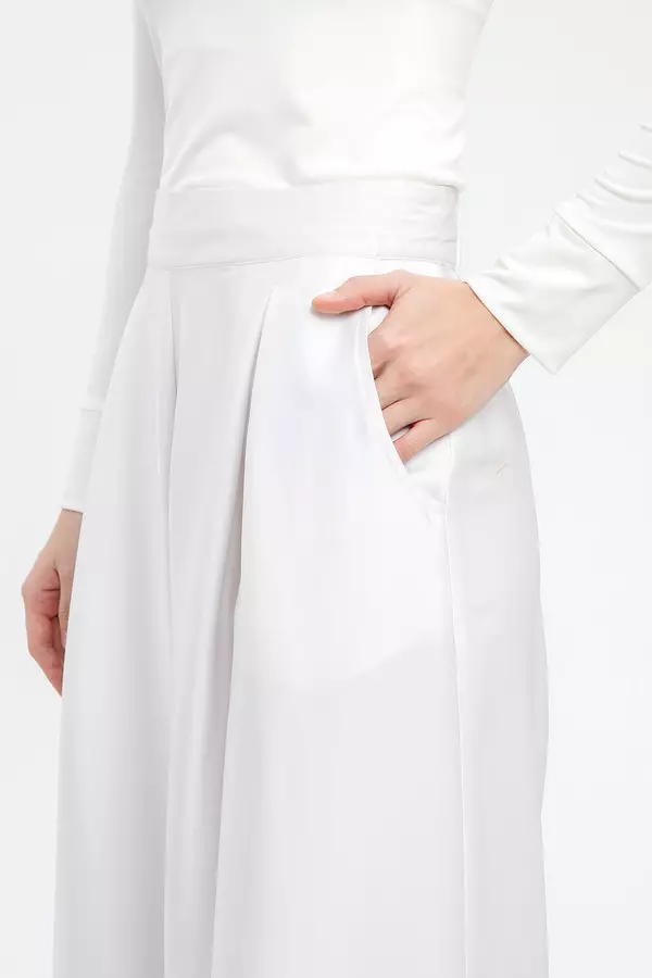 MINIMAL - Rysha - Kulot Lebar Motif Paisley - White Colour White