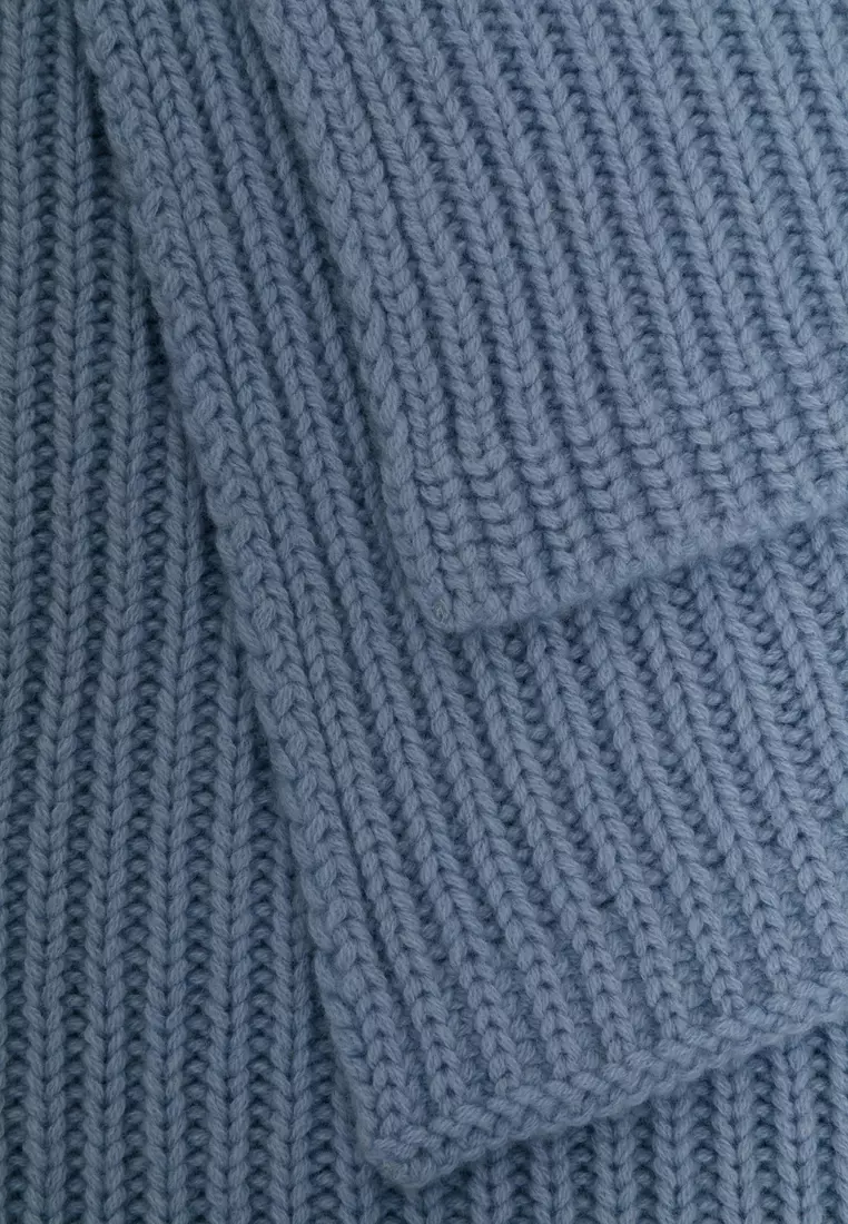 Knit Wool With Patch Scarf