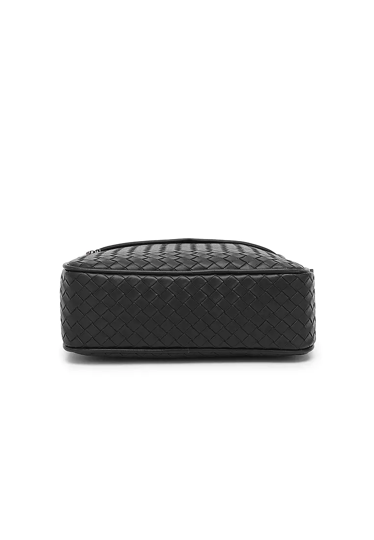 Men's Sling Bag / Crossbody Bag - Black