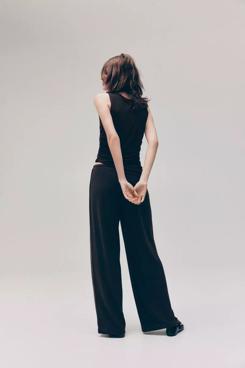 Fine-knit trousers