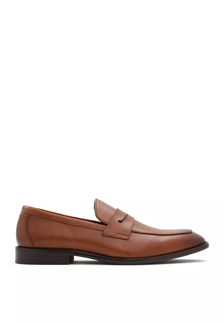 Buy Loafers & Boat Shoes For Men @ ZALORA Singapore