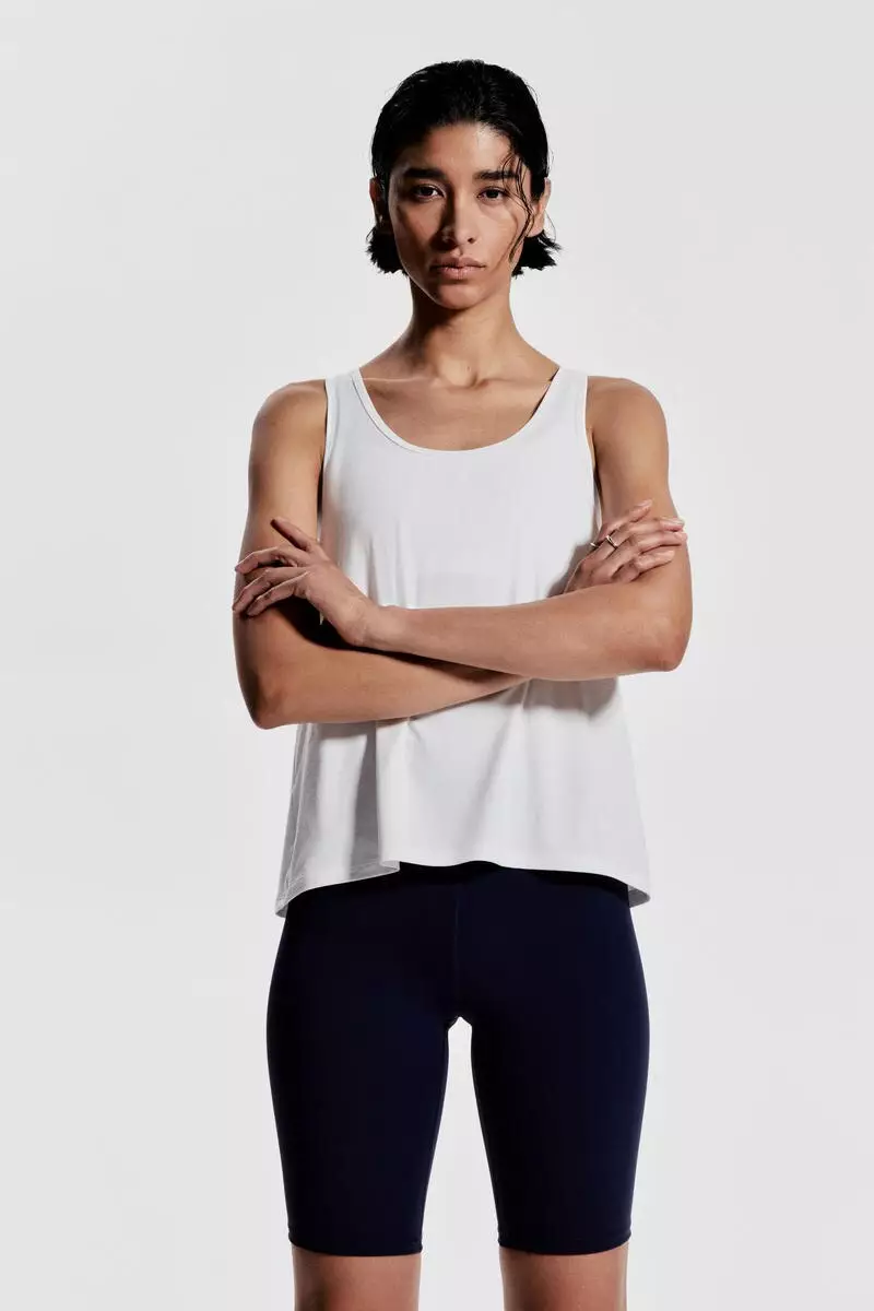 Sports vest top with DryMove™