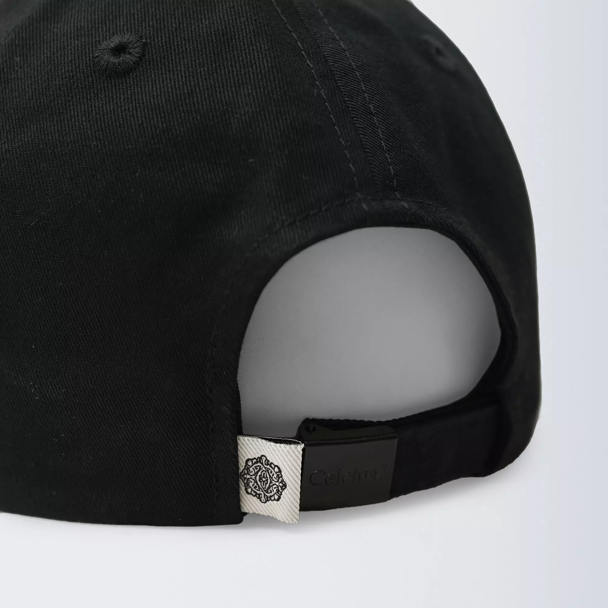 CELCIUS Epic Chronicle Baroque Classic Polo Cap L03000631C Hitam