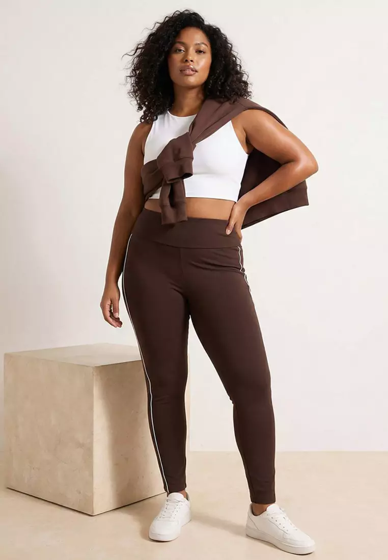 Brown Soft Brushed Fabric Piping Detailed Flexible Knitted Plus Size Leggings Tbbss26Bv00001